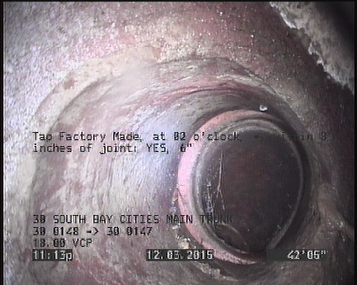 Tap Factory Made, at 02 o'clock, -, within 8 inches of joint: YES, 6"