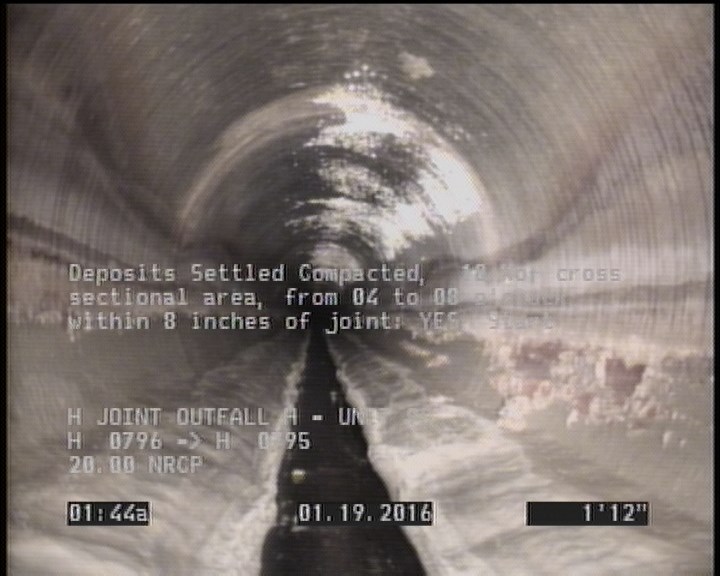 Deposits Settled Compacted, 10 %of cross sectional area, from 04 to 08 o'clock, , within 8 inches of joint: YES, Start