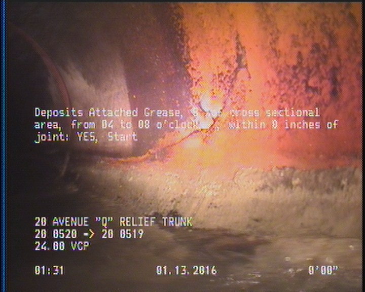 Deposits Attached Grease, 5 %of cross sectional area, from 04 to 08 o'clock, , within 8 inches of joint: YES, Start