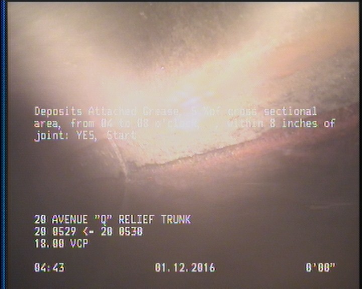 Deposits Attached Grease, 5 %of cross sectional area, from 04 to 08 o'clock, , within 8 inches of joint: YES, Start