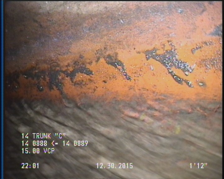 Deposits Attached Grease, 5 %of cross sectional area, from 05 to 07 o'clock, , within 8 inches of joint: YES, Start