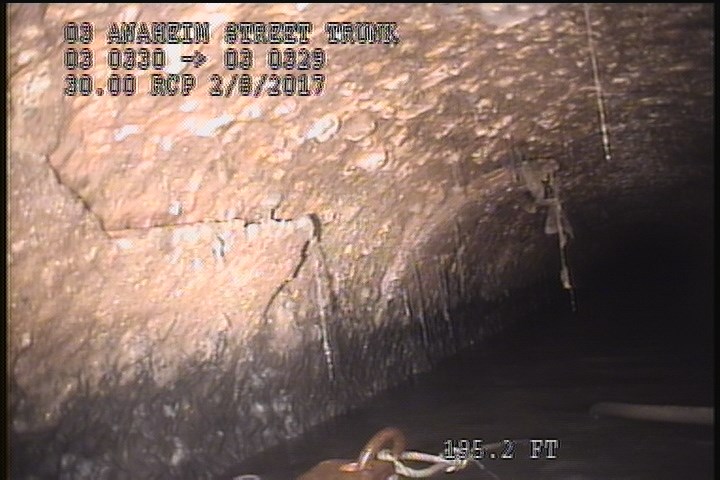 Surface Aggregate Missing, from 09 to 03 o'clock, within 8 inches of joint: YES