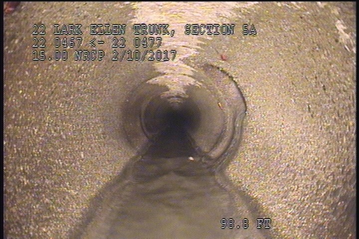 General Photograph - SPALLING/GREASE @ 12 O'CLOCK