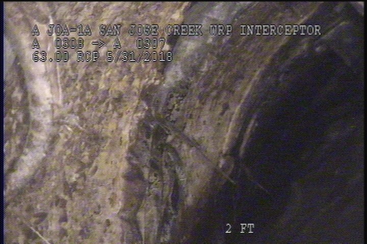 Surface Aggregate Visible, from 09 to 03 o'clock, within 8 inches of joint: YES