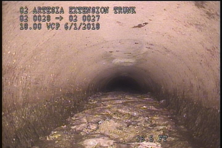 Deposits Settled Other, 50 %of cross sectional area, from 03 to 09 o'clock, , within 8 inches of joint: YES - SLUDGE