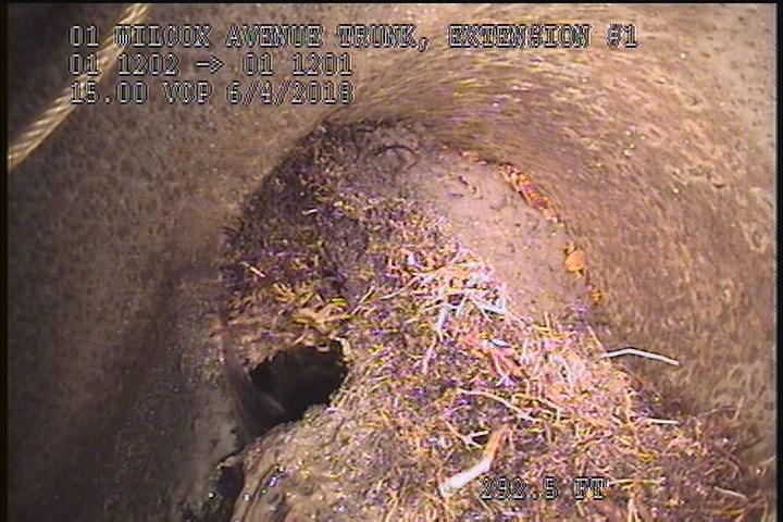 Tap Factory Made Defective, at 11 o'clock, -, within 8 inches of joint: YES, 6" - Open- 90% ROOTS
