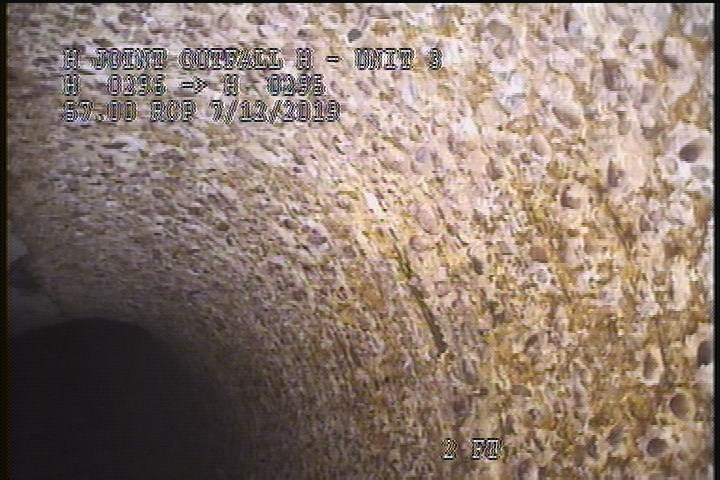 Surface Reinforcement Visible, at 12 o'clock, within 8 inches of joint: YES