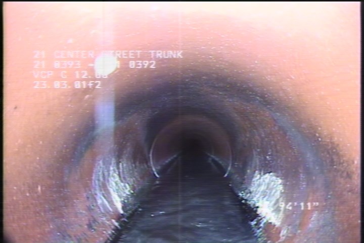 Deposits Attached Grease, 4%of cross sectional area, from 07 to 05 o'clock, , within 8 inches of joint: YES