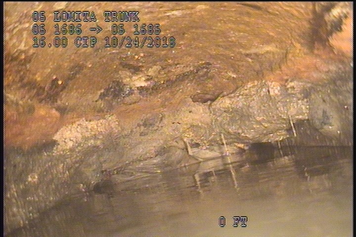 Deposits Attached Grease, 40 %of cross sectional area, from 09 to 03 o'clock, , within 8 inches of joint: NO,