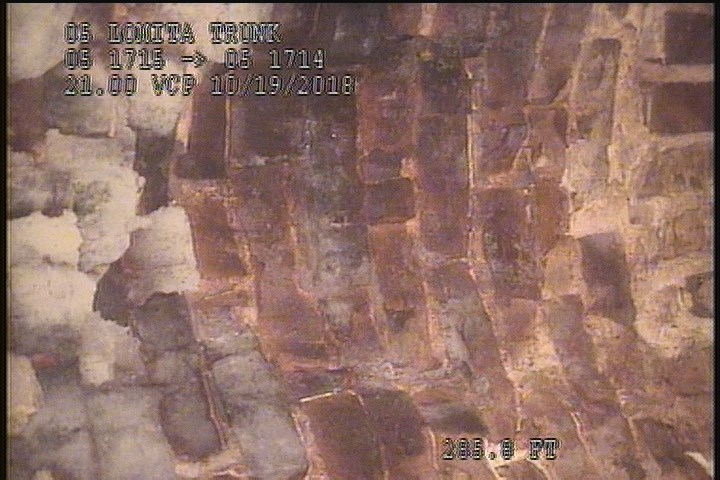 General Observation - LAYER OF MISSING BRICKS ABOVE DOWNSTREAM SOFFIT