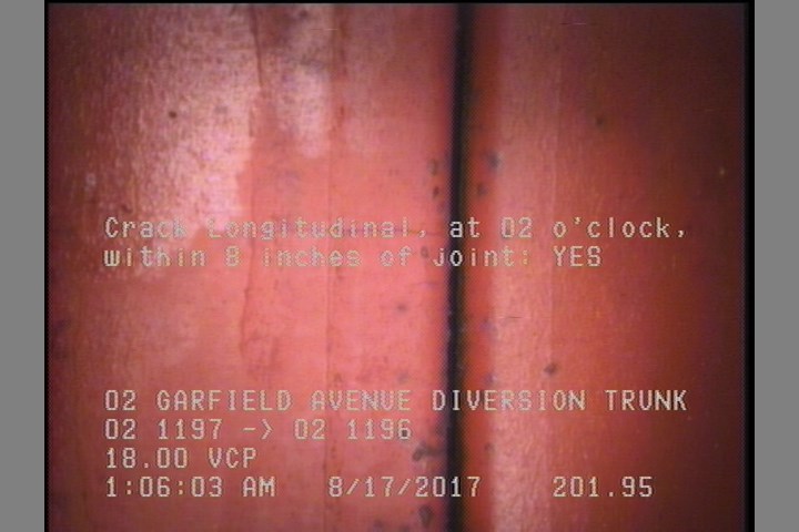 Crack Longitudinal, at 02 o'clock, within 8 inches of joint: YES