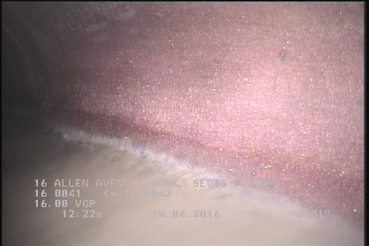 Deposits Attached Grease, 5 %of cross sectional area, from 04 to 08 o'clock, , within 8 inches of joint: YES, Start