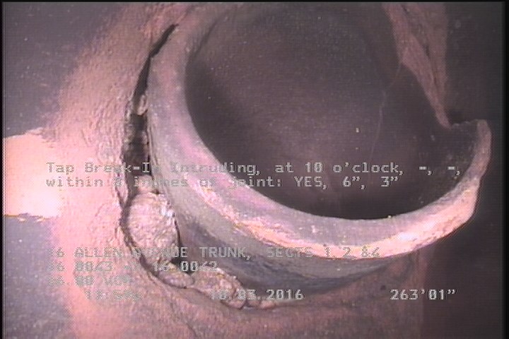 Tap Break-In Intruding, at 10 o'clock, -, -, within 8 inches of joint: YES, 6", 3"