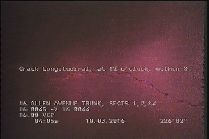 Crack Longitudinal, at 12 o'clock, within 8 inches of joint: YES