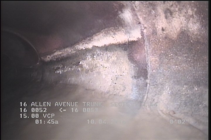 Deposits Attached Grease, 5 %of cross sectional area, from 04 to 08 o'clock, , within 8 inches of joint: YES, Start