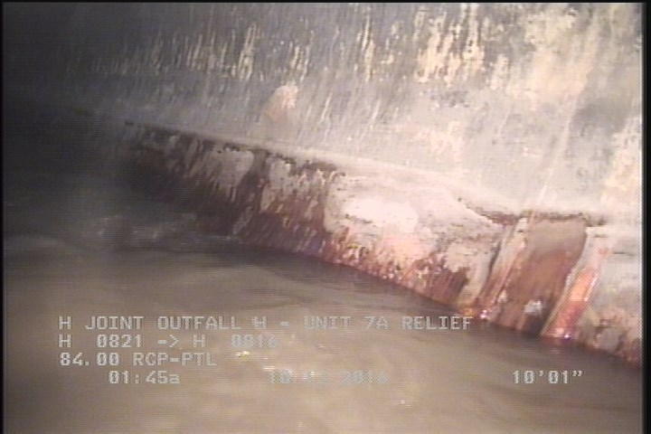 Deposits Attached Grease, 5 %of cross sectional area, from 04 to 08 o'clock, , within 8 inches of joint: YES, Start