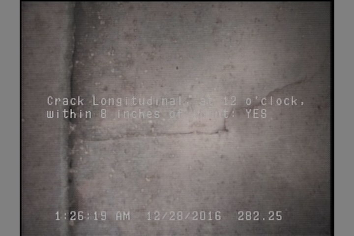 Crack Longitudinal, at 12 o'clock, within 8 inches of joint: YES