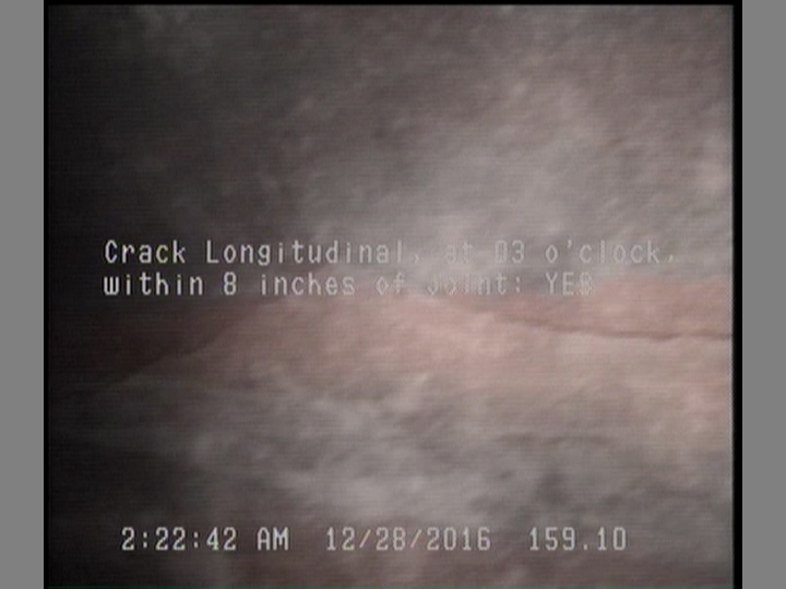 Crack Longitudinal, at 03 o'clock, within 8 inches of joint: YES