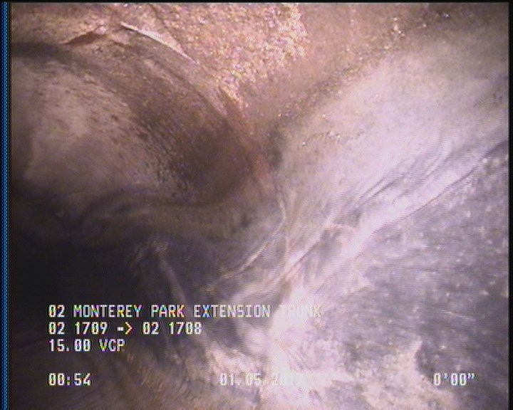 Deposits Attached Grease, 5 %of cross sectional area, from 05 to 07 o'clock, , within 8 inches of joint: YES, Start