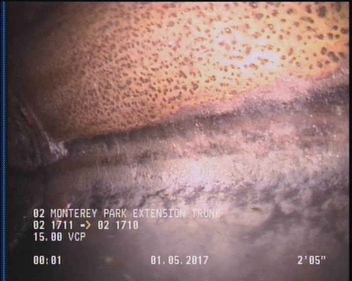 Deposits Attached Grease, 5 %of cross sectional area, from 04 to 08 o'clock, , within 8 inches of joint: YES, Start