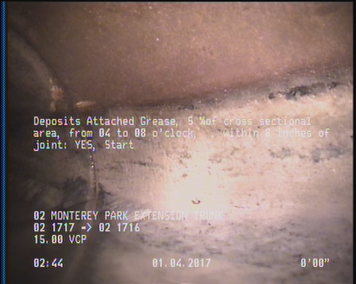 Deposits Attached Grease, 5 %of cross sectional area, from 04 to 08 o'clock, , within 8 inches of joint: YES, Start