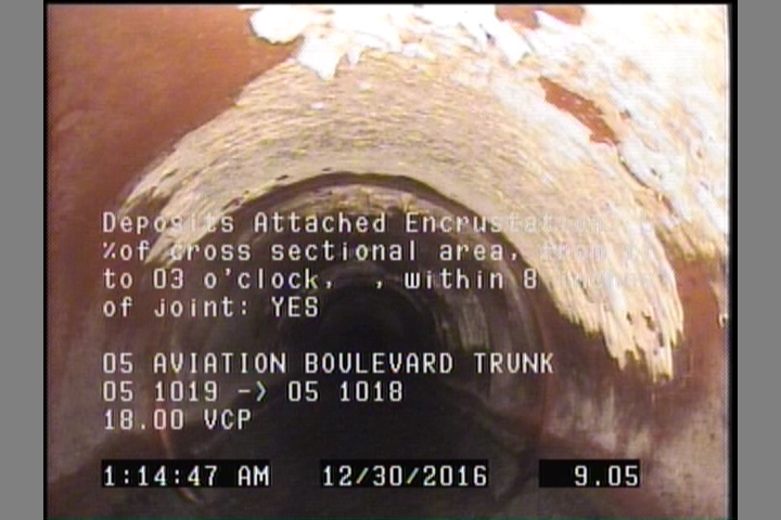 Deposits Attached Encrustation, 5 %of cross sectional area, from 11 to 03 o'clock, , within 8 inches of joint: YES