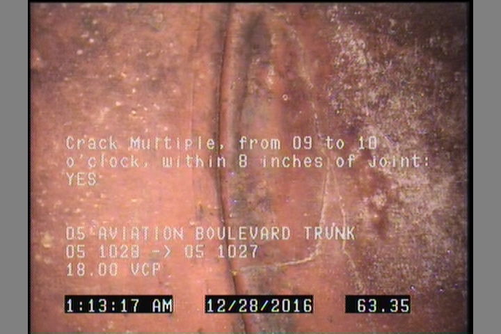 Crack Multiple, from 09 to 10 o'clock, within 8 inches of joint: YES