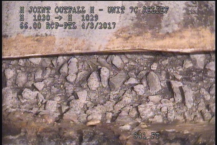 Surface Aggregate Missing, at 05 o'clock, within 8 inches of joint: YES - SEVERE AGG