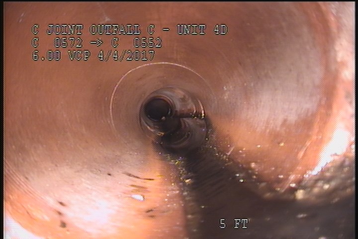 Surface Spalling, from 08 to 04 o'clock, within 8 inches of joint: YES