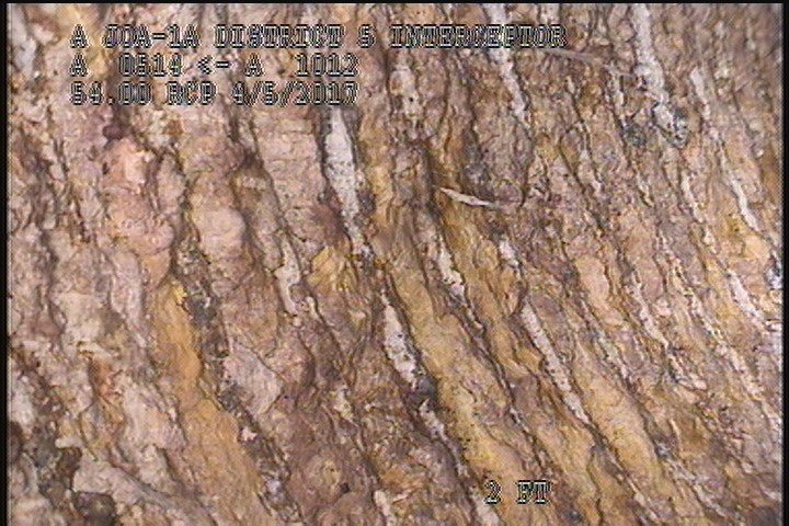 Surface Reinforcement Corroded, from 09 to 03 o'clock, within 8 inches of joint: YES, Start - CIRCUM REBAR