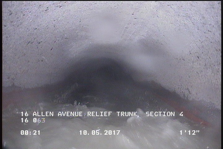 Deposits Attached Grease, 5 %of cross sectional area, from 04 to 08 o'clock, , within 8 inches of joint: YES, Start