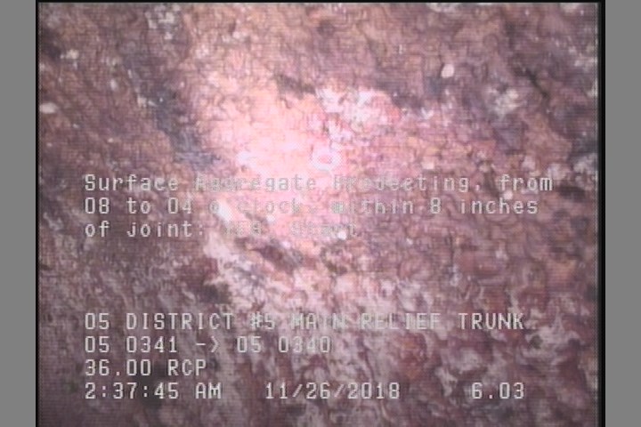 Surface Aggregate Projecting, from 08 to 04 o'clock, within 8 inches of joint: YES, Start