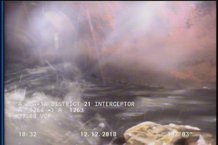 Deposits Attached Grease, 5 %of cross sectional area, from 04 to 08 o'clock, , within 8 inches of joint: YES, Start