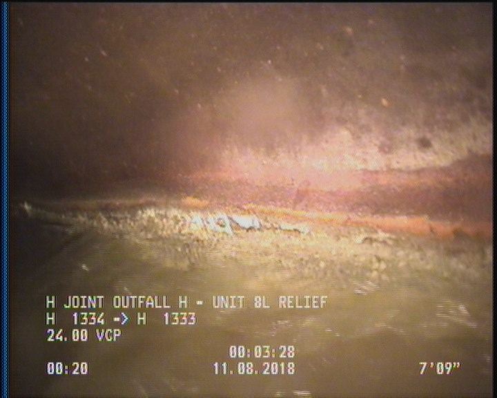 Deposits Attached Grease, 5 %of cross sectional area, from 04 to 08 o'clock, , within 8 inches of joint: YES, Start