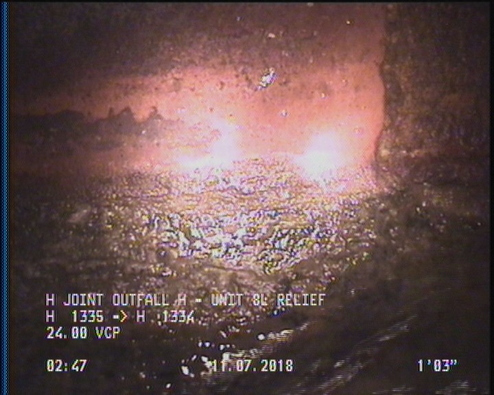 Deposits Attached Grease, 5 %of cross sectional area, from 04 to 08 o'clock, , within 8 inches of joint: YES, Start