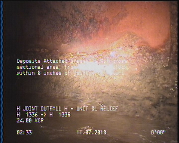 Deposits Attached Grease, 5 %of cross sectional area, from 04 to 08 o'clock, , within 8 inches of joint: YES, Start