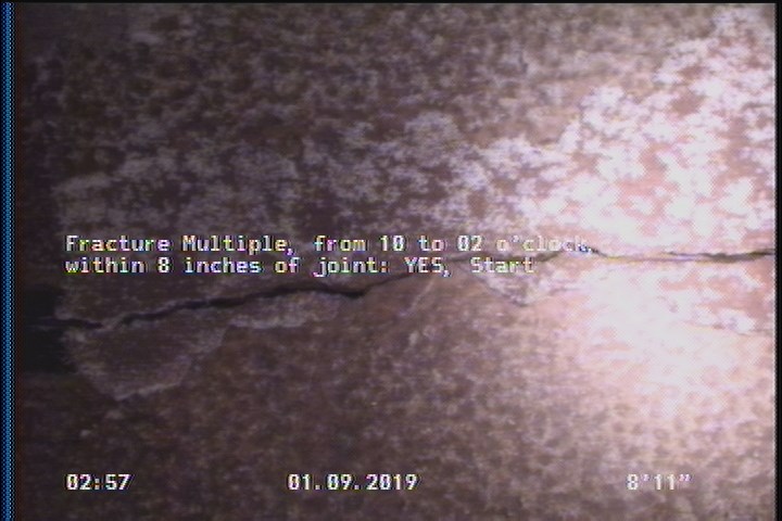 Fracture Multiple, from 10 to 02 o'clock, within 8 inches of joint: YES, Start