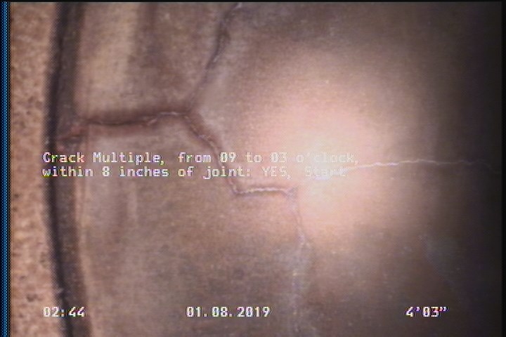Crack Multiple, from 09 to 03 o'clock, within 8 inches of joint: YES, Start