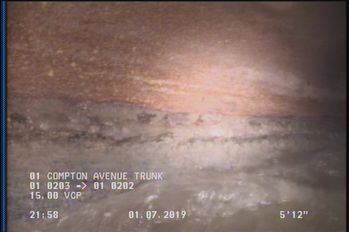 Deposits Attached Grease, 5 %of cross sectional area, from 03 to 09 o'clock, , within 8 inches of joint: YES, Start