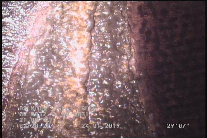 Deposits Attached Encrustation, 5 %of cross sectional area, from 08 to 04 o'clock, , within 8 inches of joint: YES, Start