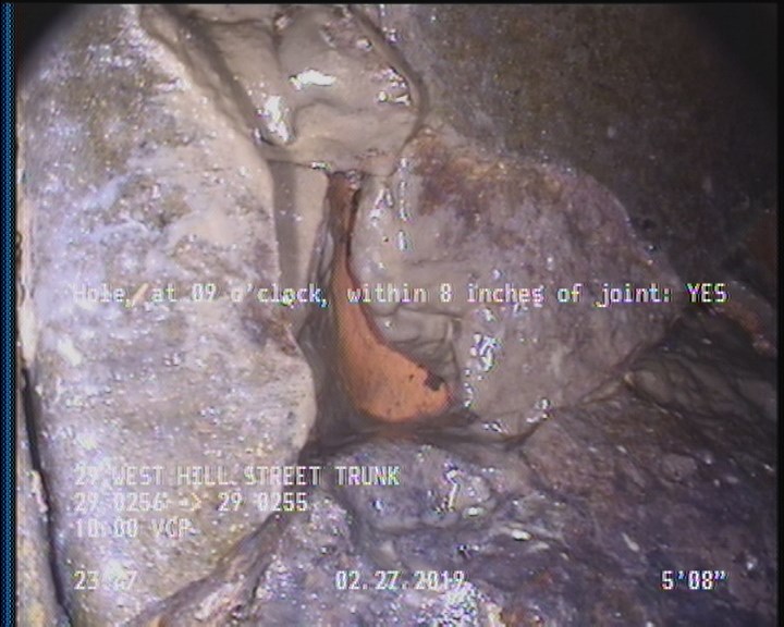 Hole, at 09 o'clock, within 8 inches of joint: YES