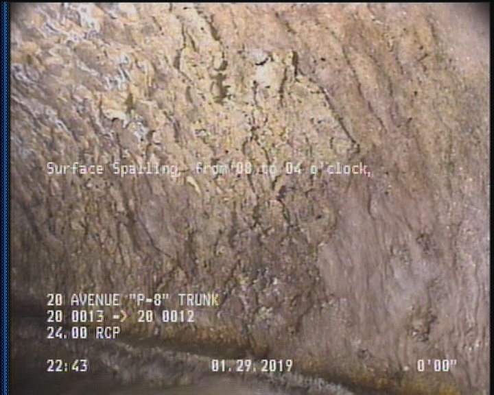 Surface Spalling, from 08 to 04 o'clock, within 8 inches of joint: YES, Start