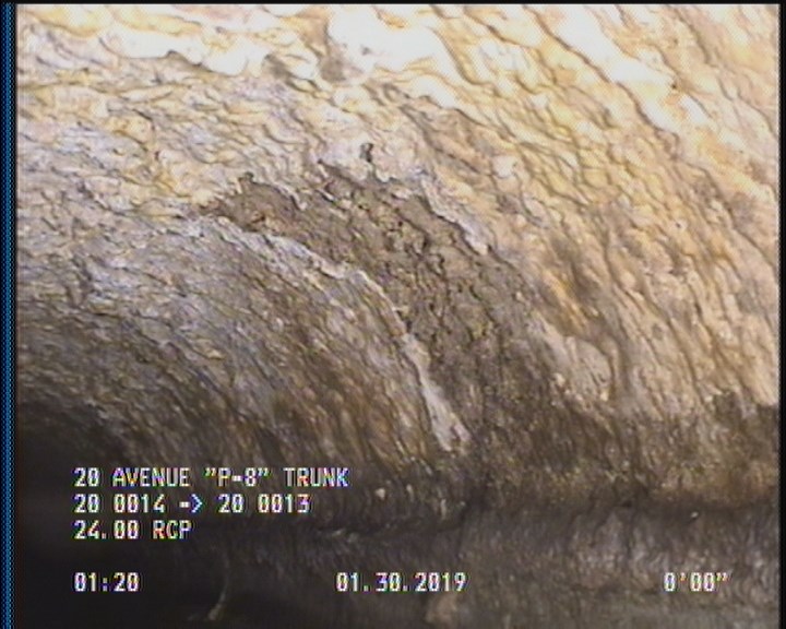 Surface Spalling, from 08 to 04 o'clock, within 8 inches of joint: YES, Start