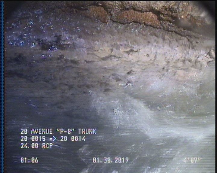 Deposits Attached Grease, 5 %of cross sectional area, from 04 to 08 o'clock, , within 8 inches of joint: YES, Start