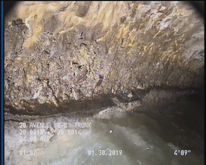Surface Spalling, from 08 to 04 o'clock, within 8 inches of joint: YES, Start