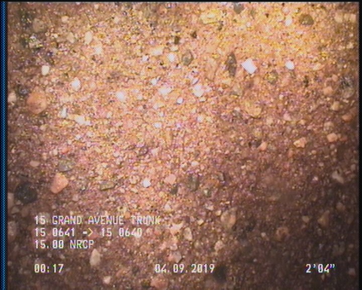Surface Aggregate Projecting, from 08 to 04 o'clock, within 8 inches of joint: YES, Start