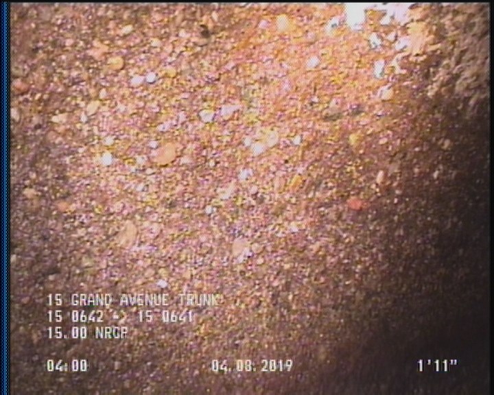 Surface Aggregate Projecting, from 09 to 03 o'clock, within 8 inches of joint: YES, Start