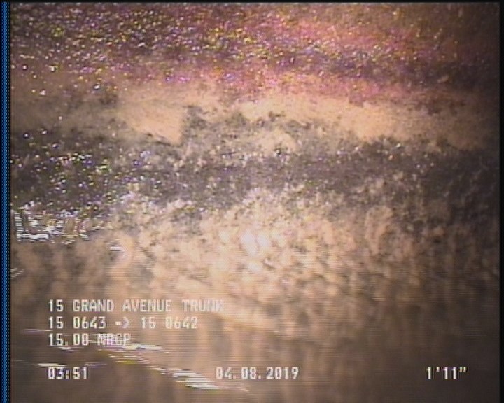 Deposits Attached Grease, 5 %of cross sectional area, from 04 to 08 o'clock, , within 8 inches of joint: YES, Start