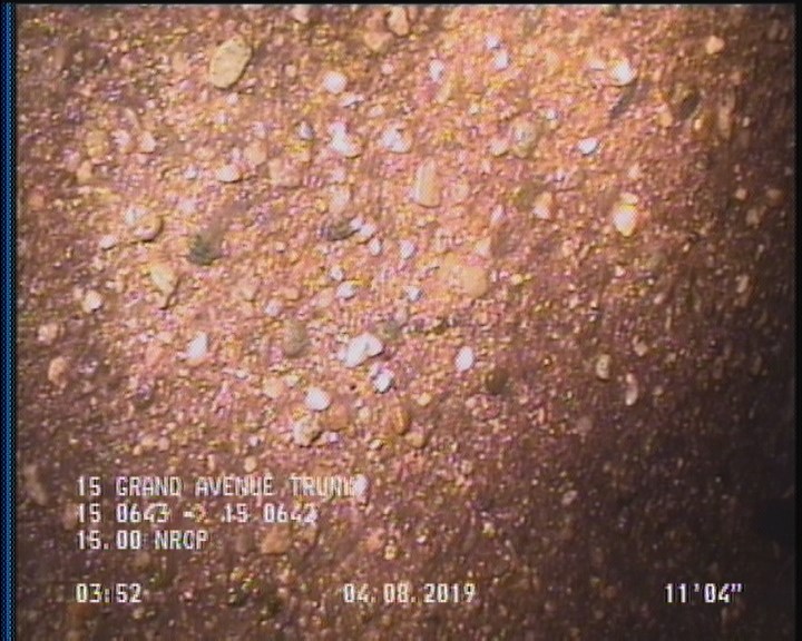 Surface Aggregate Projecting, from 08 to 04 o'clock, within 8 inches of joint: YES, Start