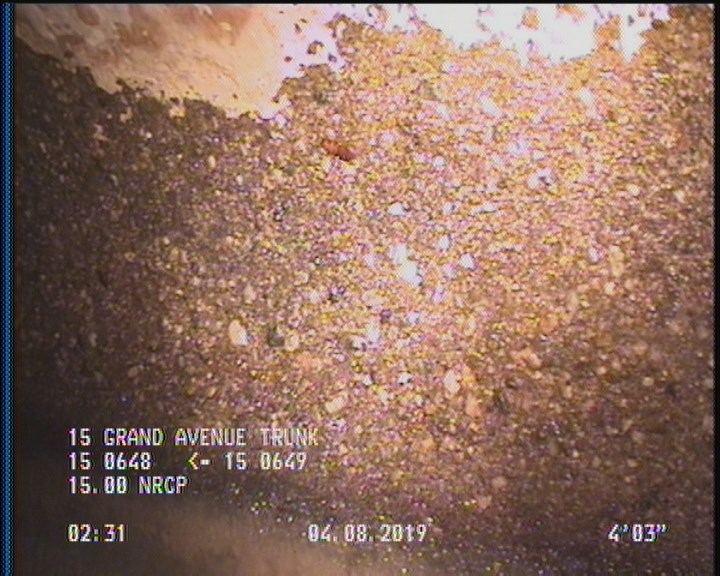 Surface Aggregate Projecting, from 08 to 04 o'clock, within 8 inches of joint: YES, Start